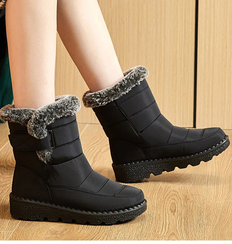 Women’s Trendy Winter Ankle Boots – Waterproof & Cozy with Fur