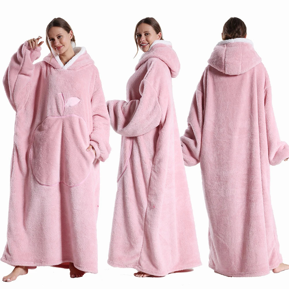 Extra Long Hooded Wearable Blanket – Cozy Flannel Comfort with Sleeves