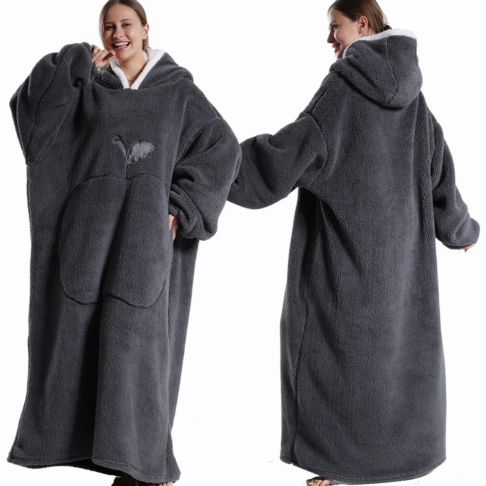 Extra Long Hooded Wearable Blanket – Cozy Flannel Comfort with Sleeves